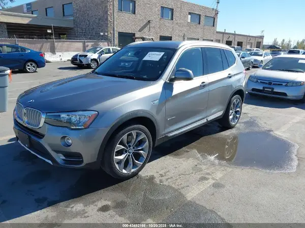 5UXWZ7C50H0V86306 2017 BMW X3 - Image 2