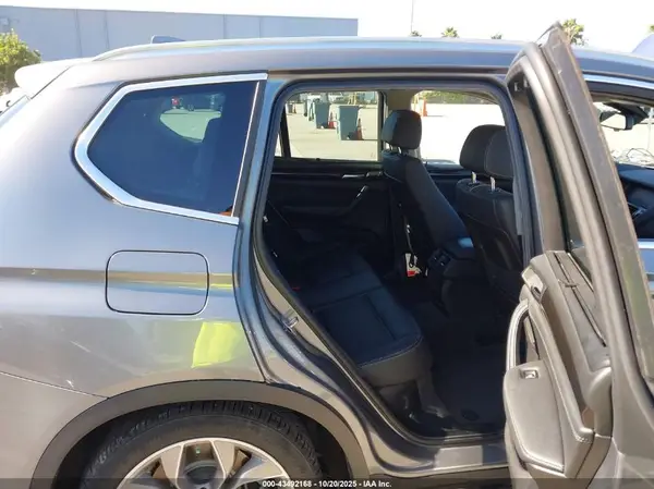 5UXWZ7C50H0V86306 2017 BMW X3 - Image 8