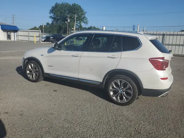 5UXWZ7C51G0R32605 2016 BMW X3 - Image 2