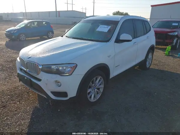 5UXWZ7C51G0R32653 2016 BMW X3 - Image 2