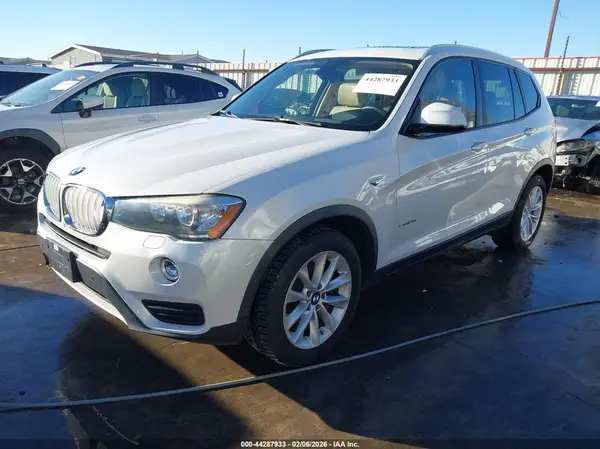 5UXWZ7C51G0T42646 2016 BMW X3 - Image 2