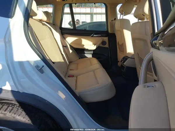 5UXWZ7C51G0T42646 2016 BMW X3 - Image 8
