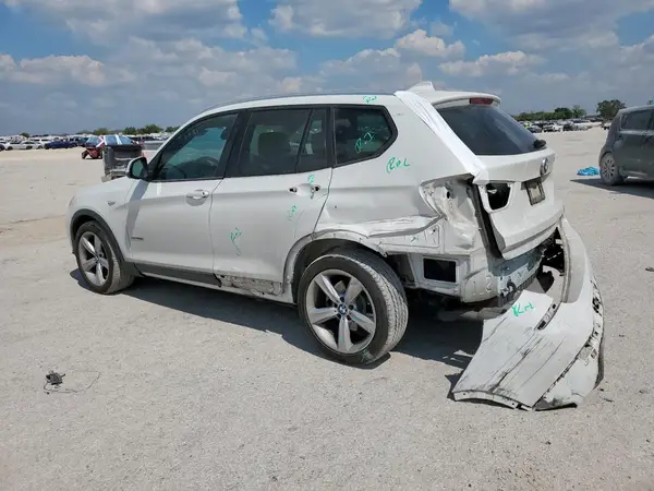 5UXWZ7C52H0V85013 2017 BMW X3 - Image 2