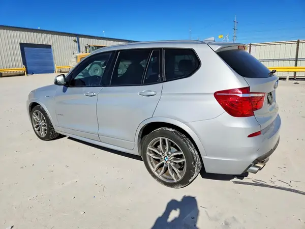 5UXWZ7C53G0T43121 2016 BMW X3 - Image 2