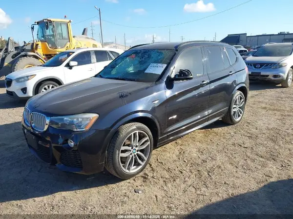 5UXWZ7C53H0T44335 2017 BMW X3 - Image 2