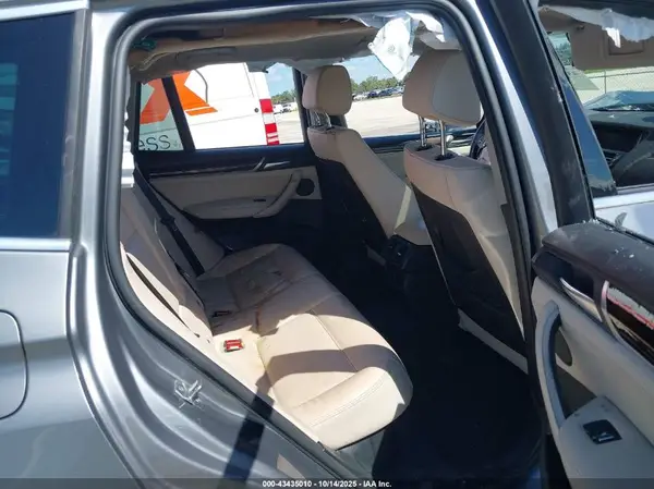 5UXWZ7C53H0T44447 2017 BMW X3 - Image 8