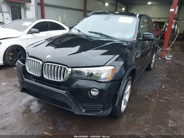 5UXWZ7C54H0U46887 2017 BMW X3 - Image 2