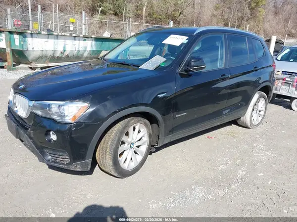 5UXWZ7C55H0U46381 2017 BMW X3 - Image 2