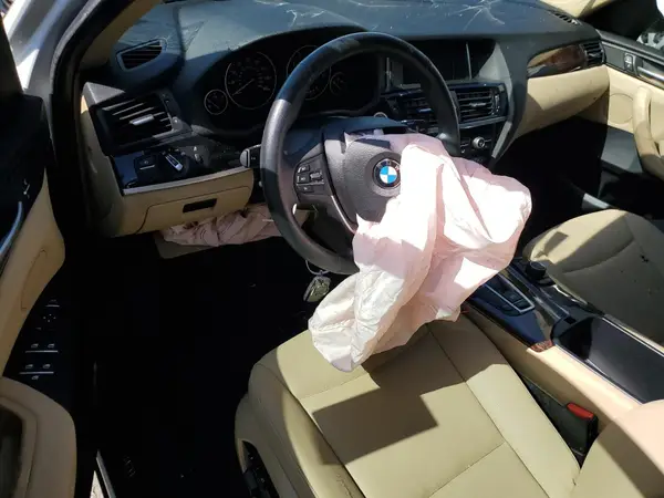 5UXWZ7C55H0U46588 2017 BMW X3 - Image 8