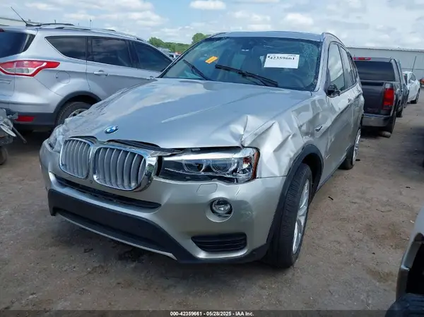 5UXWZ7C55H0V85166 2017 BMW X3 - Image 2