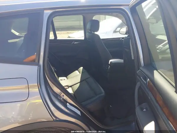 5UXWZ7C56H0T43566 2017 BMW X3 - Image 8