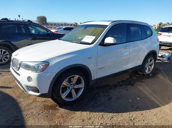 5UXWZ7C56H0V85371 2017 BMW X3 - Image 2