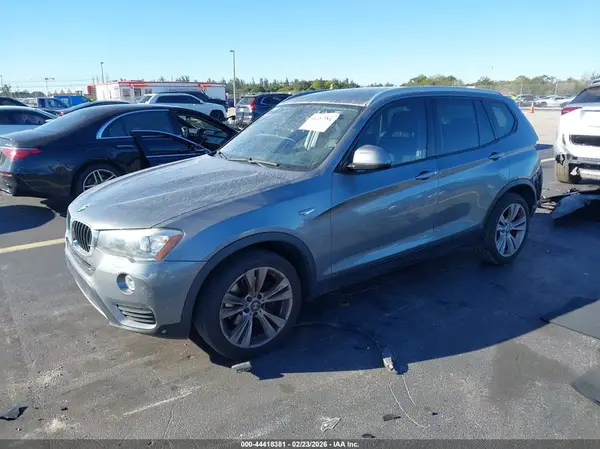 5UXWZ7C57G0T43462 2016 BMW X3 - Image 2