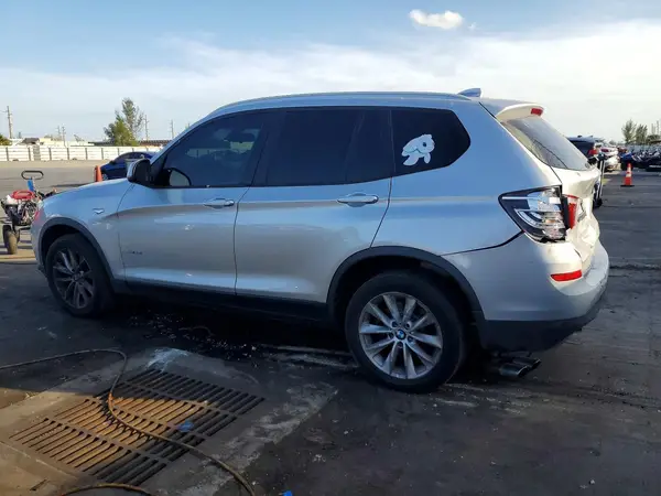 5UXWZ7C57H0U45328 2017 BMW X3 - Image 2