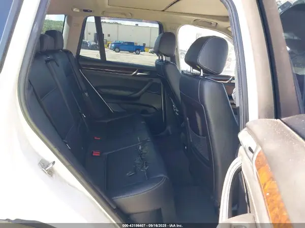 5UXWZ7C57H0V85685 2017 BMW X3 - Image 8