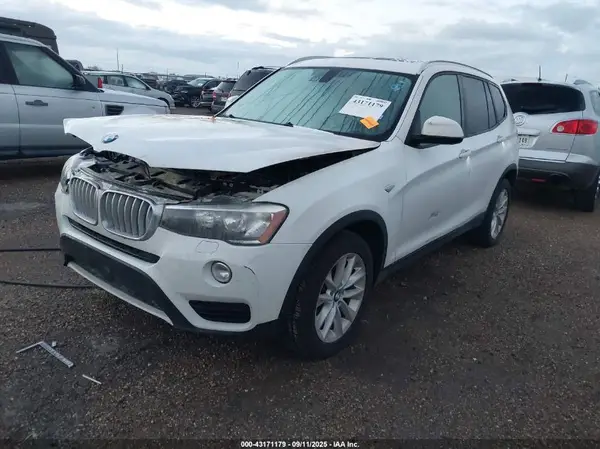 5UXWZ7C58H0T43908 2017 BMW X3 - Image 2