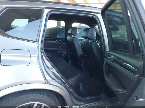 5UXWZ7C58H0V84867 2017 BMW X3 - Image 8