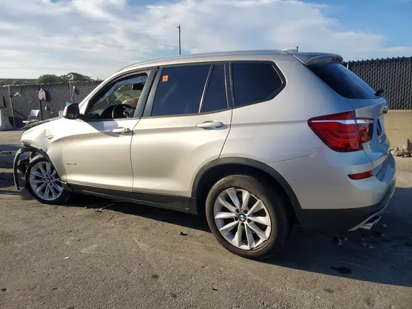 5UXWZ7C59G0R32349 2016 BMW X3 - Image 2