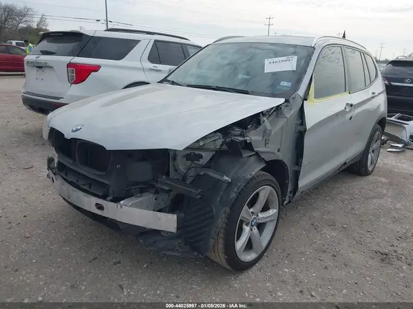 5UXWZ7C5XH0T44378 2017 BMW X3 - Image 2