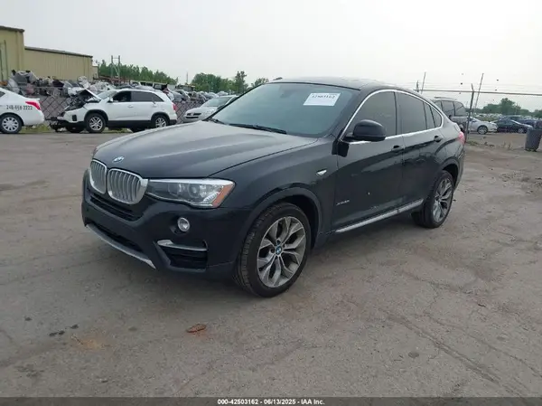 5UXXW3C30H0T79824 2017 BMW X4 - Image 2
