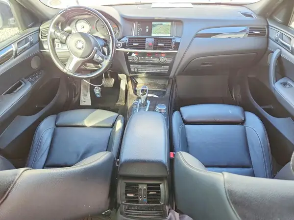 5UXXW3C34H0T80104 2017 BMW X4 - Image 8