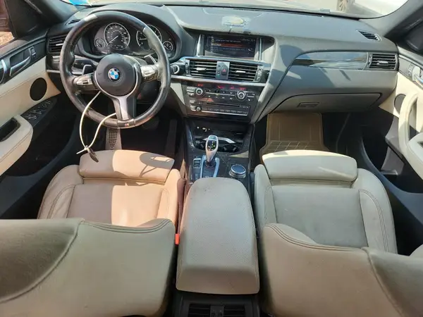 5UXXW3C35H0T79401 2017 BMW X4 - Image 8