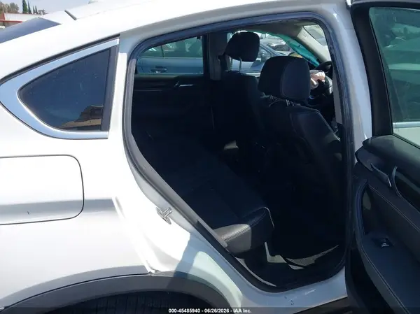 5UXXW3C35H0T79835 2017 BMW X4 - Image 8
