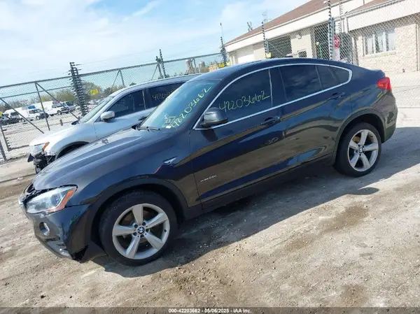 5UXXW3C36H0T79679 2017 BMW X4 - Image 2