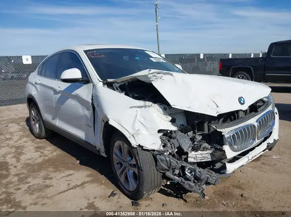 5UXXW3C36H0T80508 2017 BMW X4 - Image 1