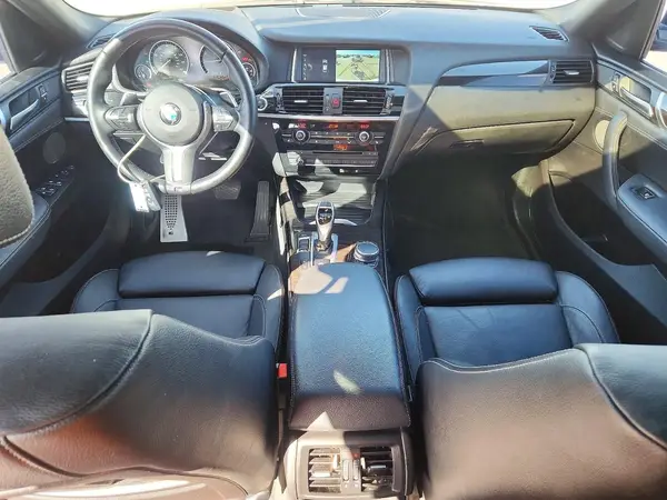 5UXXW3C3XH0T80138 2017 BMW X4 - Image 8