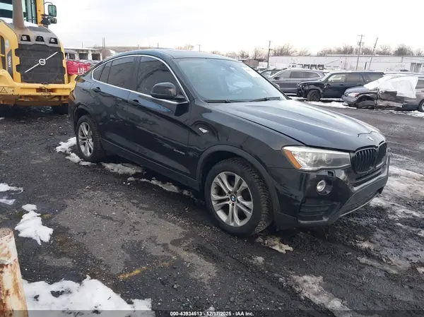 5UXXW3C50G0R21567 2016 BMW X4 - Image 1