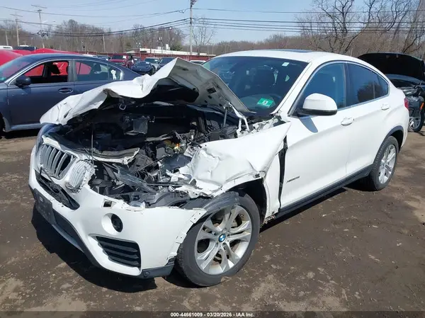 5UXXW3C50G0R22847 2016 BMW X4 - Image 2
