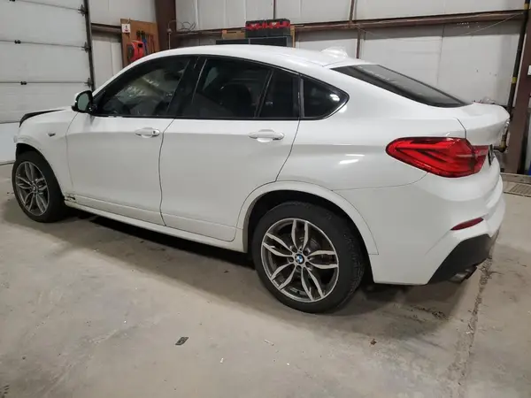 5UXXW3C50J0T81130 2018 BMW X4 - Image 2
