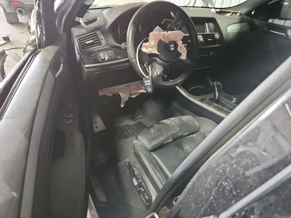 5UXXW3C50J0T82021 2018 BMW X4 - Image 8