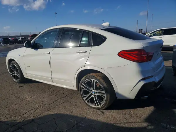 5UXXW3C51G0M90074 2016 BMW X4 - Image 2