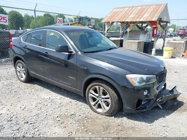 5UXXW3C51G0R18953 2016 BMW X4 - Image 1