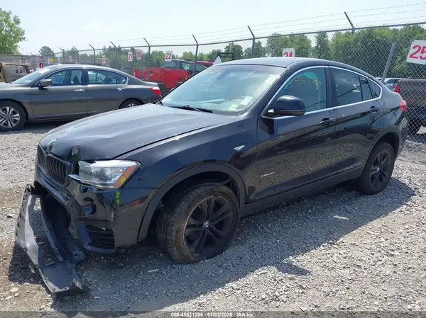 5UXXW3C51G0R18953 2016 BMW X4 - Image 2