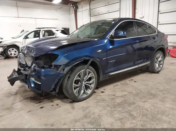 5UXXW3C51G0R19066 2016 BMW X4 - Image 2