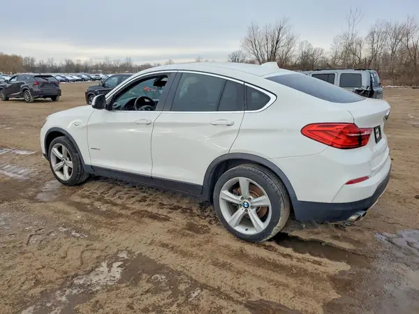 5UXXW3C51G0R19990 2016 BMW X4 - Image 2