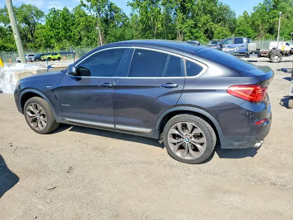 5UXXW3C51J0T80942 2018 BMW X4 - Image 2