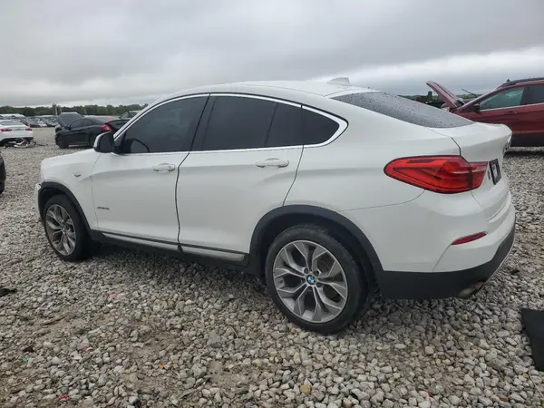 5UXXW3C51J0T82187 2018 BMW X4 - Image 2