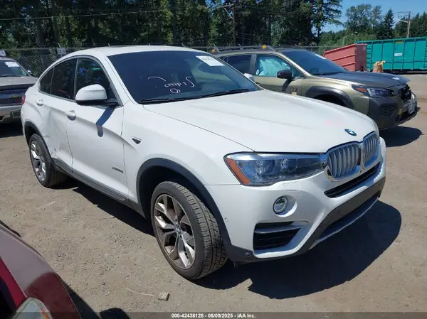 5UXXW3C51J0Y65761 2018 BMW X4 - Image 1