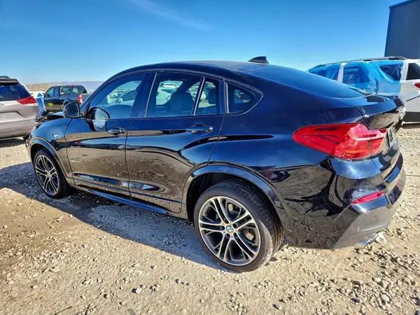 5UXXW3C52G0R19013 2016 BMW X4 - Image 2