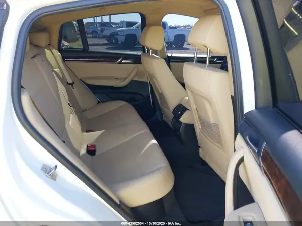5UXXW3C52G0R20209 2016 BMW X4 - Image 8