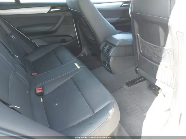 5UXXW3C52G0R21442 2016 BMW X4 - Image 8