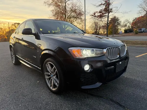 5UXXW3C52G0R23143 2016 BMW X4 - Image 1