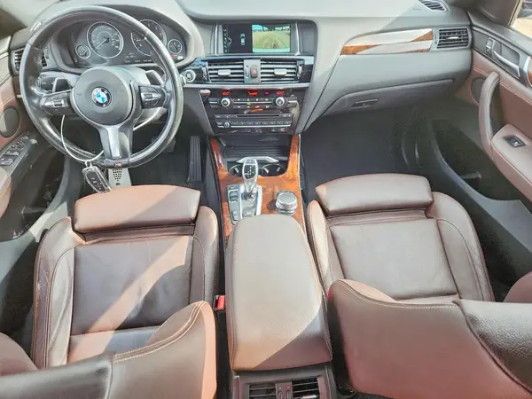 5UXXW3C52H0R23449 2017 BMW X4 - Image 8