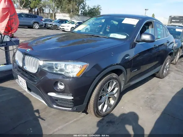 5UXXW3C53G0R18520 2016 BMW X4 - Image 2