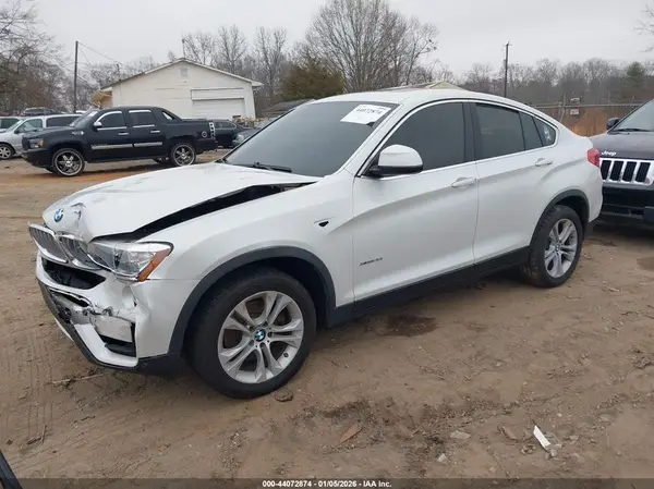5UXXW3C53G0R22003 2016 BMW X4 - Image 2