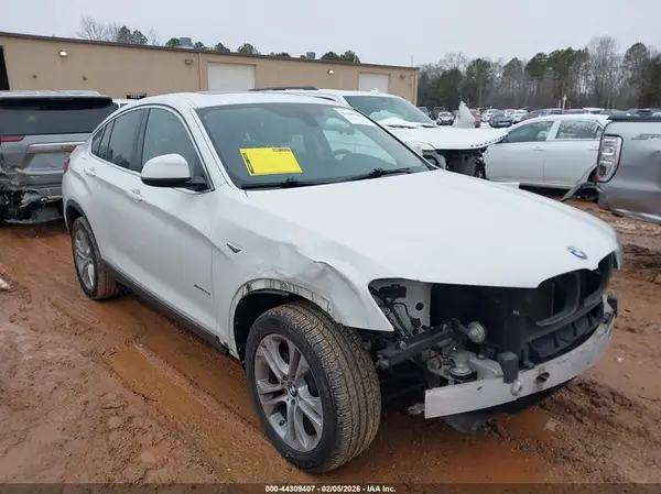 5UXXW3C53G0R22213 2016 BMW X4 - Image 1